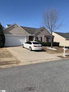106 Parkgate Court
