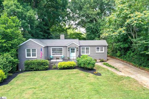 12 Windsor Drive