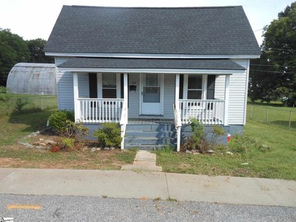 105 1St Street sold home in Woodside Mill, Fountain Inn, SC