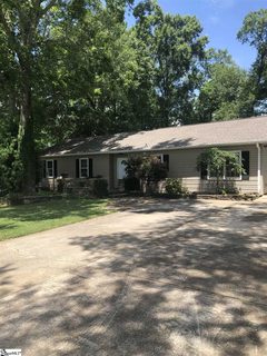 304 Brentwood Way