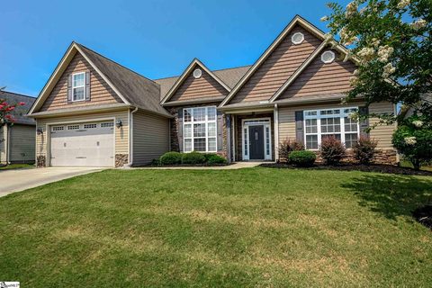 124 Dewfield Lane