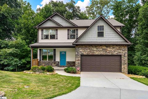 121 Cascade Drive