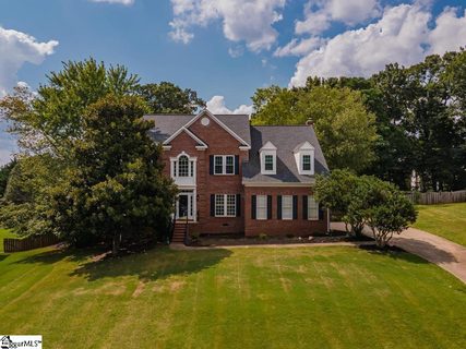 112 Century Oaks Drive