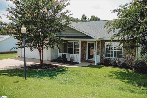 204 Heatherbrook Drive sold home in Heatherbrook, Lyman, SC