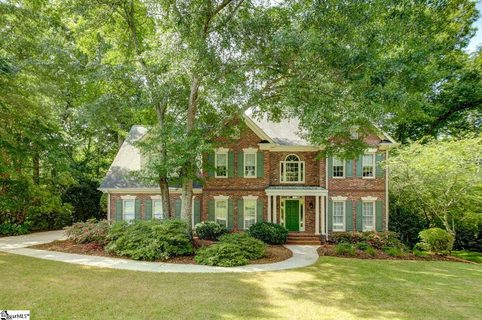 13 Wolf Run Drive