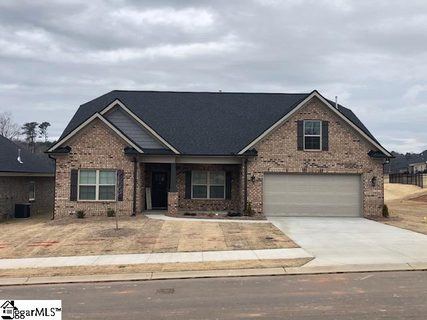 102 Oaktree Way