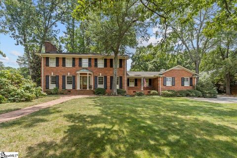 200 E Seven Oaks Drive