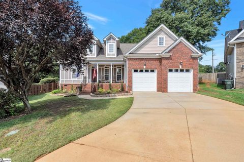11 Manorwood Court sold home in Lennox Lake, Simpsonville, SC