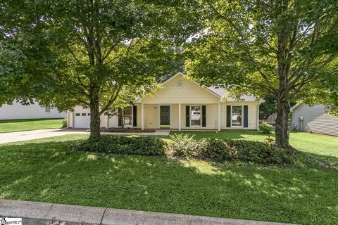 210 Weaver Lane sold home in Wedgefield, Simpsonville, SC