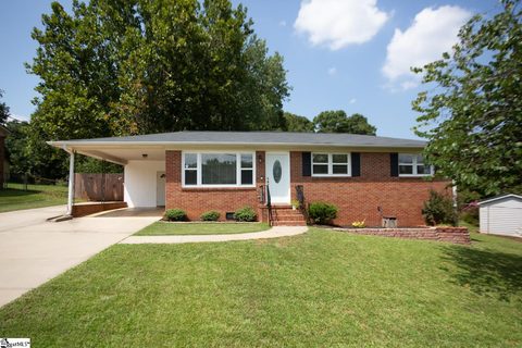 510 W Darby Road sold home in Coachman Estates, Greenville, SC