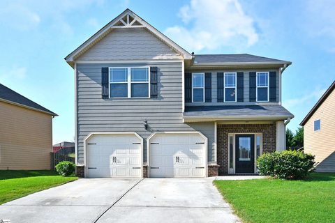 140 Border Avenue