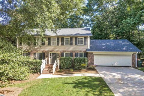 202 Oak Ridge Court