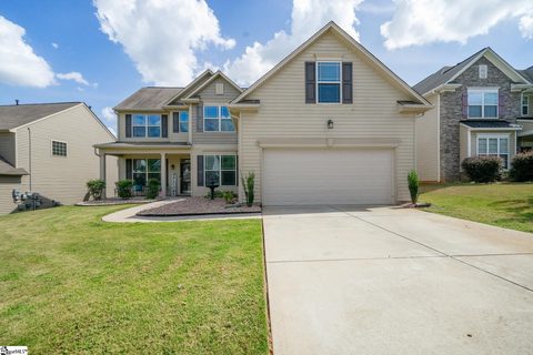 303 Cypresshill Court sold home in Harrison Cove, Simpsonville, SC
