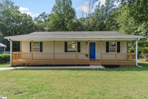 22 Lorraine Drive sold home in Meadow Brook, Travelers Rest, SC