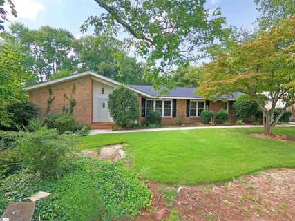 102 Braddock Drive