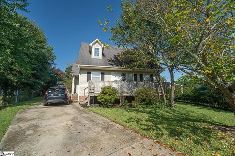102 Ansel Court
