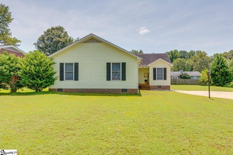 402 Mapleton Drive