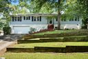 119 E Woodburn Drive sold home in Taylors, SC