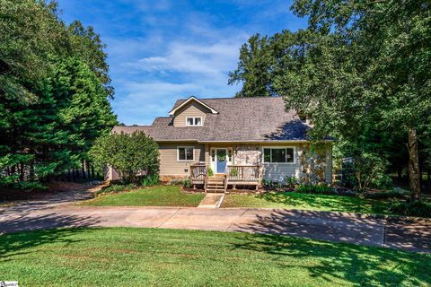 30 Country Club Drive