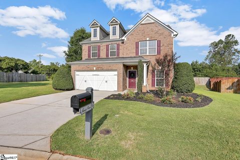 27 Deckers Way