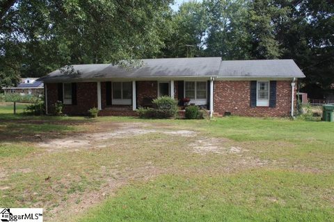 9 Ashwood Avenue