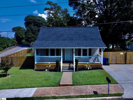608 Birnie Street