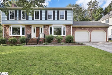 6 Pebble Creek Way