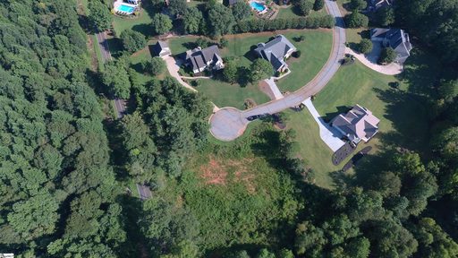 121 Huntcliff Court sold lot in Hawthorne Ridge, Easley, SC
