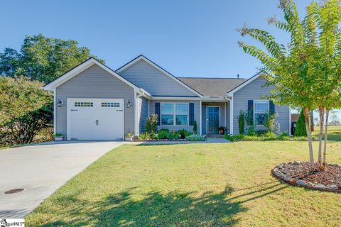 127 Veranda Circle
