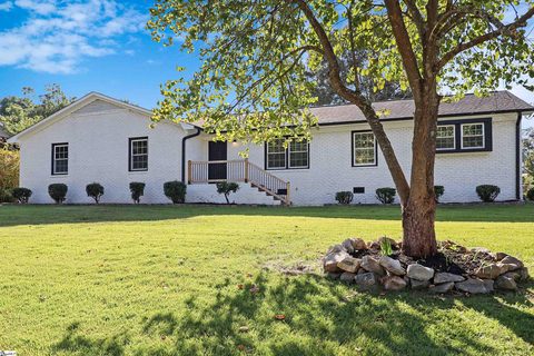 305 N Orchard Drive