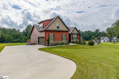 129 Jones Kelley Road sold home in Kelley Farms, Travelers Rest, SC