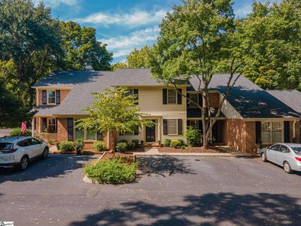 102 Mcdaniel Greene sold townhome in McDaniel Greene, Greenville, SC