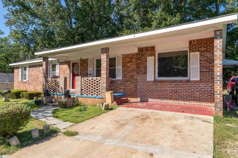 226 Bluff Drive sold home in Kennedy Park, Greenville, SC