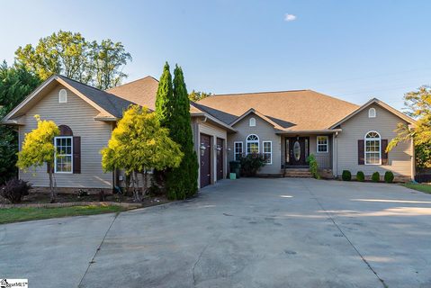 712 Brookdale Drive sold home in Woodbridge, Greer, SC