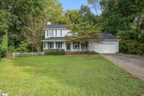 607 Foxhound Court
