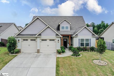 6 Gamesford Court