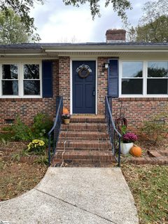 25 Starsdale Circle sold home in Starsdale Manor, Greenville, SC