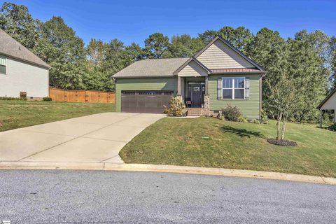 15 Mountain Slope Court sold home in Edgebrook, Travelers Rest, SC