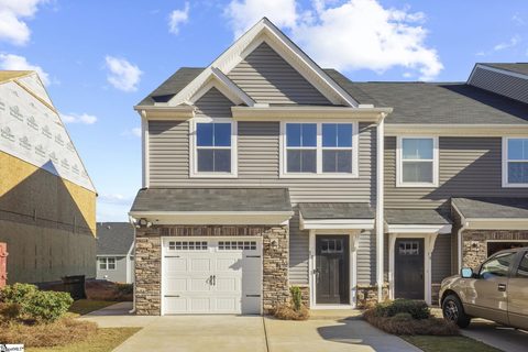 12 Country Dale Drive