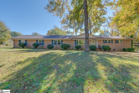 306 Lanewood Drive