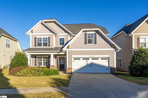 454 Listrac Drive