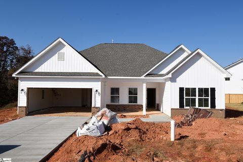102 Lariat Court