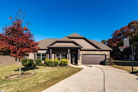 619 Grendal Court sold home in Roland Crossing, Boiling Springs, SC