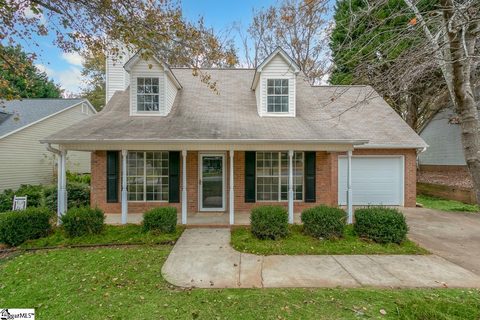 112 Twin Falls Drive