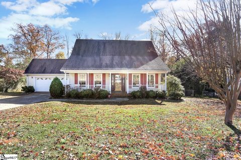 115 Foxhound Road