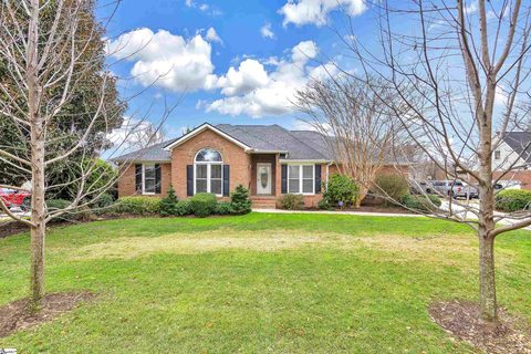 205 Clevington Way