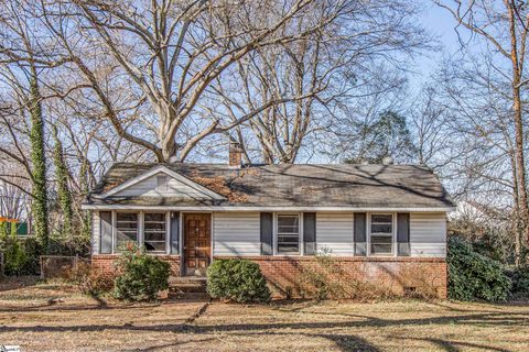 8 Fairlane Circle