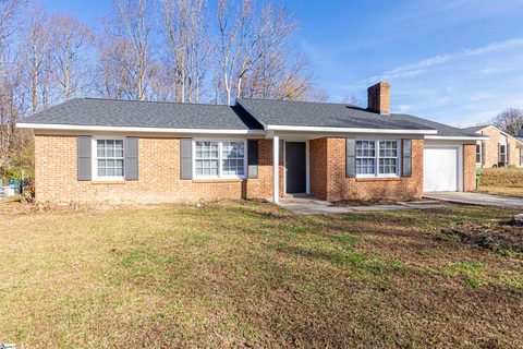 3 Oak Hollow Court
