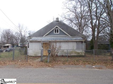206 Henderson Street sold home in City View, Greenville, SC