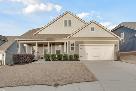 712 Lockhurst Drive